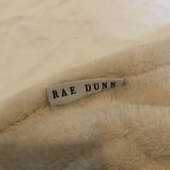 Rae Dunn “family” plush, decorative throw blanket. - Picture 3 of 4